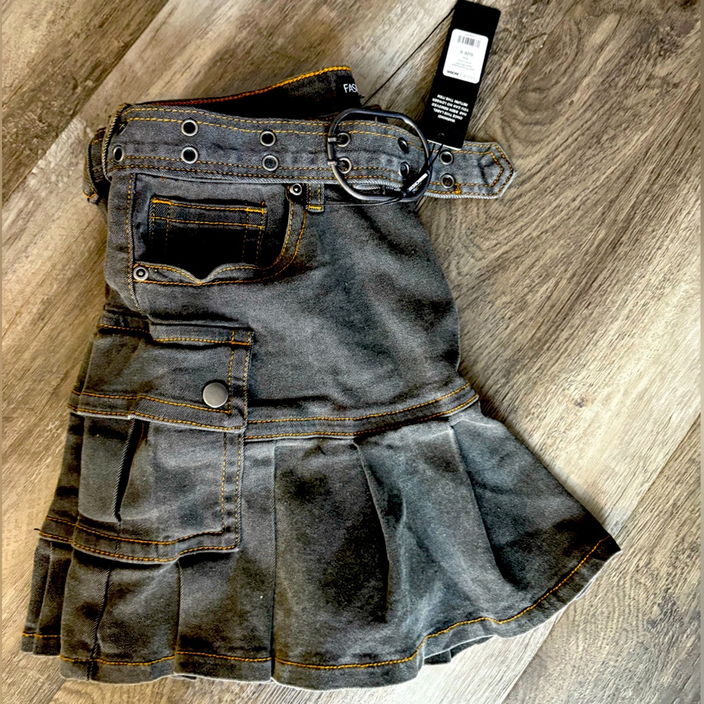 Dark Gray Pleated Mini Skirt - Picture 8 of 10